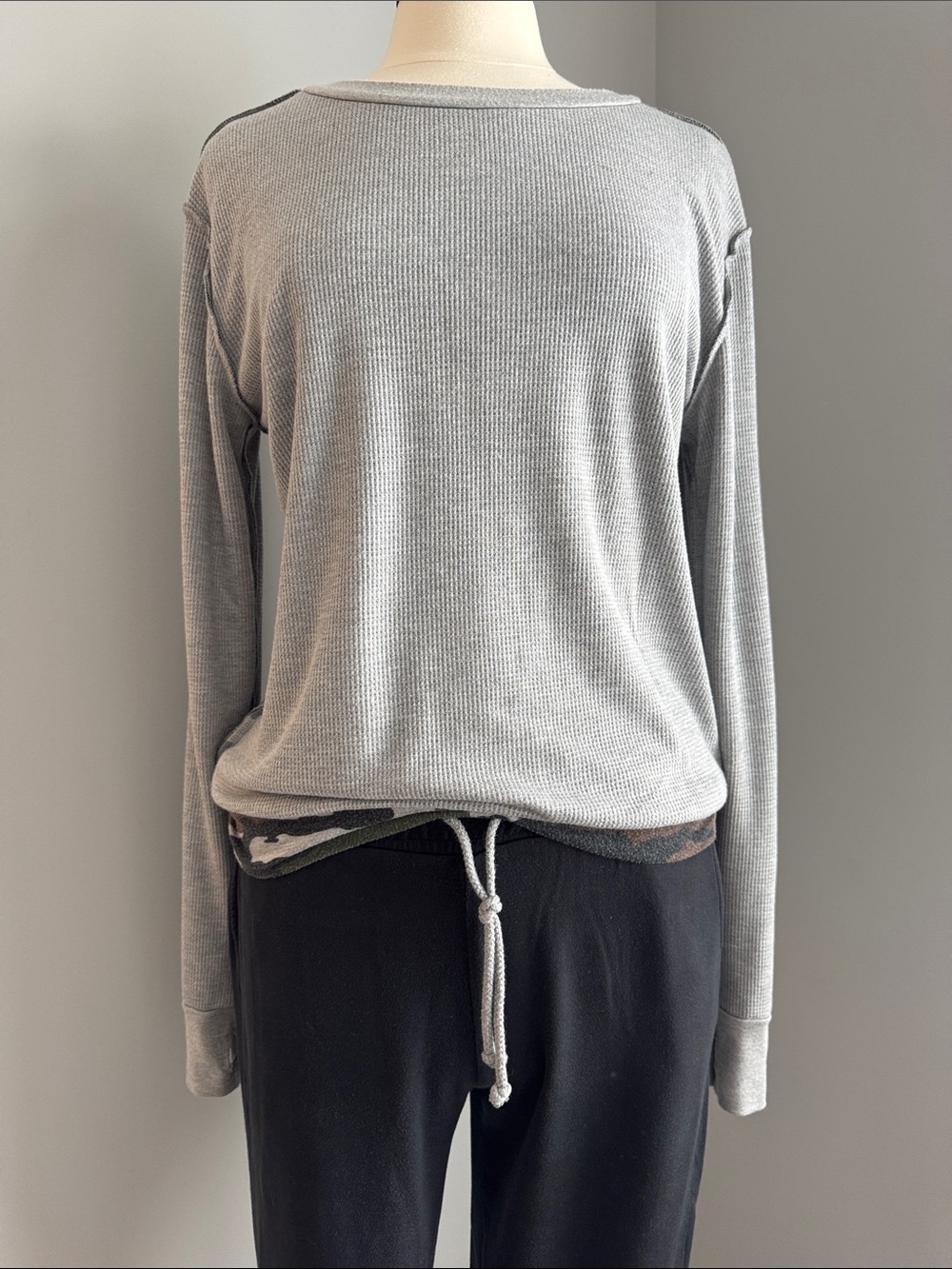 r&r Surplus 2 Pc Sweatshirt (Reversible) & Sweatpant- Gray/Camo/Black, M/L, L